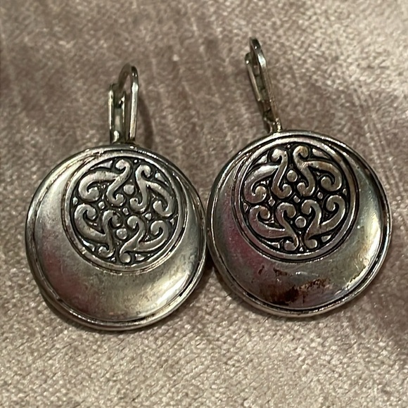 Vintage Silver 3/4” Button Style Earrings - Picture 7 of 9